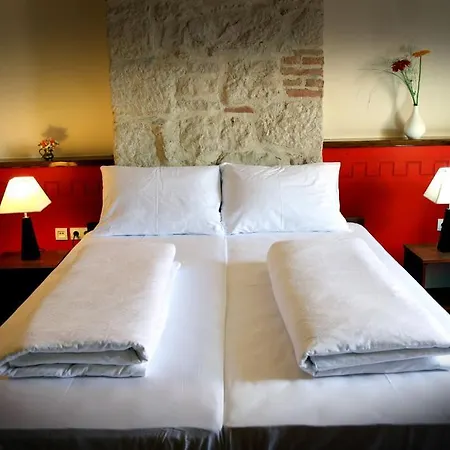 Carpymore 3* ביוגראד נה מורו