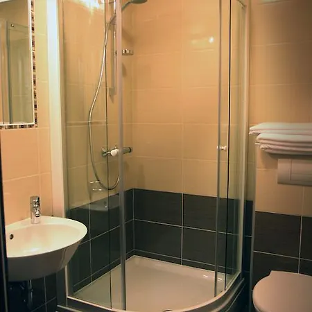 Hotel Carpymore 3*